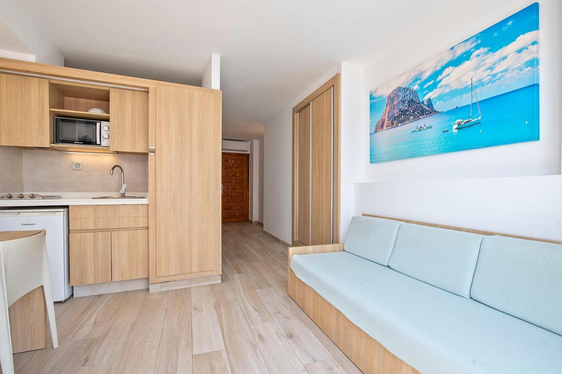 Sunside Ibiza Studios - Only Adults- Formerly Known As Central Park San Antonio  Ngoại thất bức ảnh