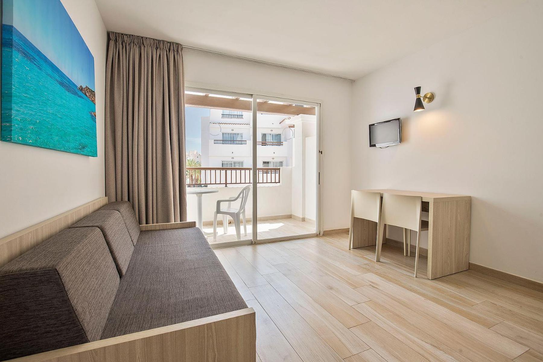Sunside Ibiza Studios - Only Adults- Formerly Known As Central Park San Antonio  Ngoại thất bức ảnh