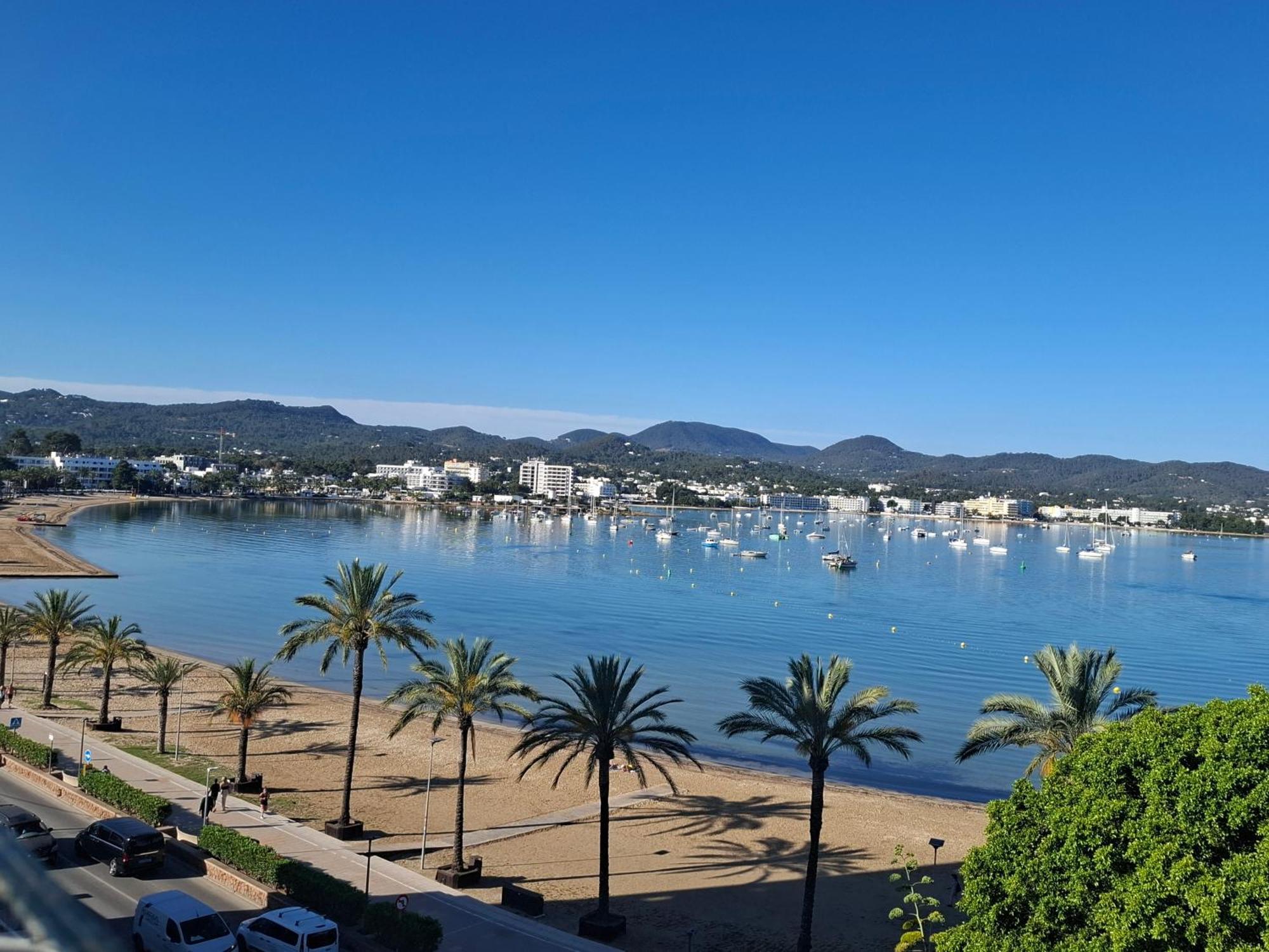Sunside Ibiza Studios - Only Adults- Formerly Known As Central Park San Antonio  Ngoại thất bức ảnh